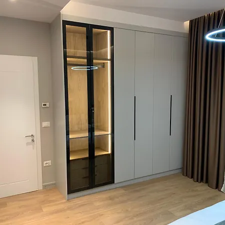 Villa New Tirana