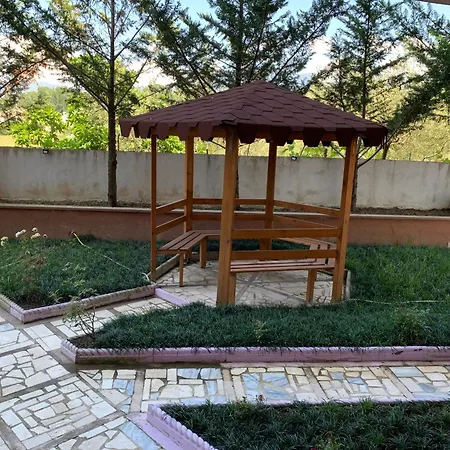 New Villa Tirana